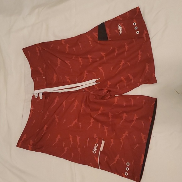 OHO red Schoolie boardshorts size 36 NWOT - Picture 1 of 7